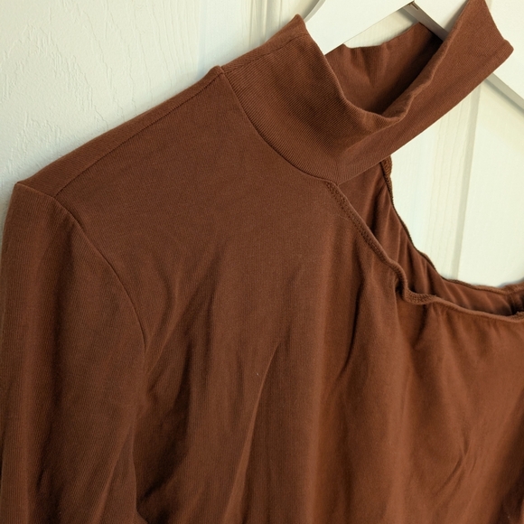 Astr Asymmetrical Brown Bodysuit - Picture 2 of 6